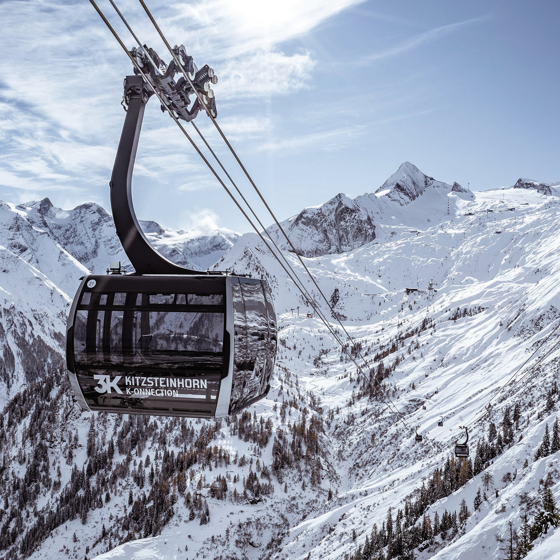 Kitzsteinhorn, Gletscherbahnen Kaprun K-ONNECTION Kitzsteinhorn, Gletscherbahnen Kaprun K-ONNECTION. PhotoCredit: Kitzsteinhorn/ JFK Photography by Jürgen Feichter